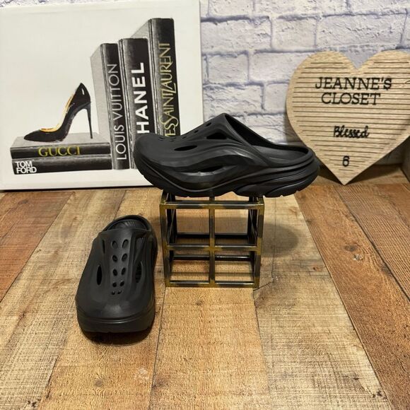Hoka Ora Recovery Mule new - Picture 1 of 9